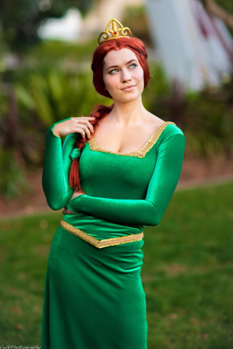 volkphotography's tweet photo. โA ballad? A sonnet! A limerick? Or something!?โ๐ธ๐ป
@Nichameleon as Princess Fiona from Shrek!! ๐๐ป
#princessfiona #shrek #cosplay #cosplaygirl #cosplayphoto #princessfionacosplay #ใณในใใฌ #ๅฏๆใ https://t.co/eUszAiORQF