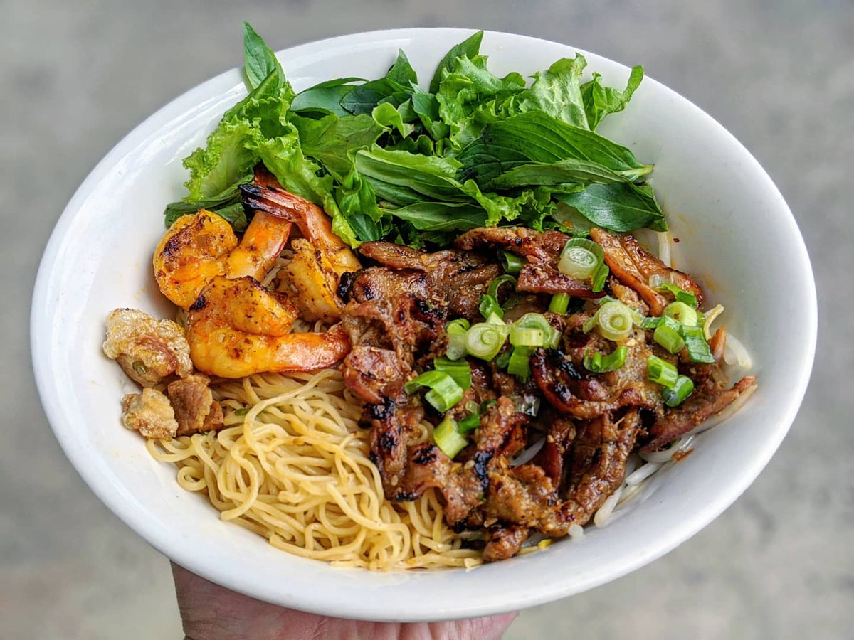 hueoi's tweet photo. 📢Outdoor Dining at HUE OI - Fountain Valley starts this Friday!
⛱️ Come enjoy Authentic Vietnamese food while getting a Vitamin D boost 💪⛅
https://t.co/f5uKWPl0mL
#HueOi #BunBoHue #OutdoorDining #OutdoorSeating #vietnamesefood #YelpOC #dailyfoodfeed #eater #OneSoCal https://t.co/3CByxGujNF