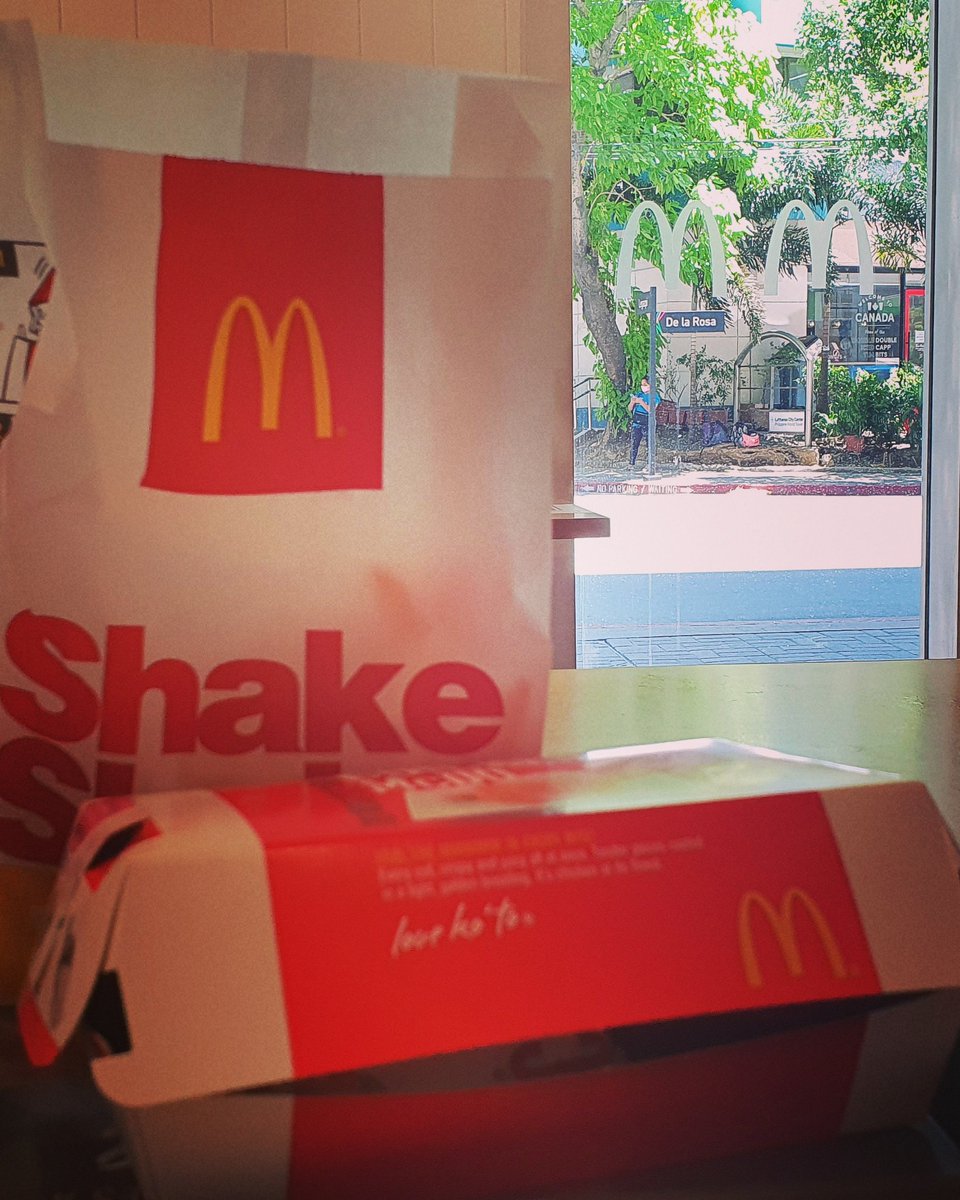RamonYabut's tweet photo. Lunchin' out https://t.co/AapN8mXWCk