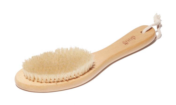SpaOne7's tweet photo. Dry skin brushing is an effective way to get the lymphatic system moving. It also rejuvenates the nervous system and increases circulation.  Want to reduce appearance of cellulite, enhance immune system and smooth skin?  We have these special brushes at the Spa! #detox #health https://t.co/7qMpHR6UhC