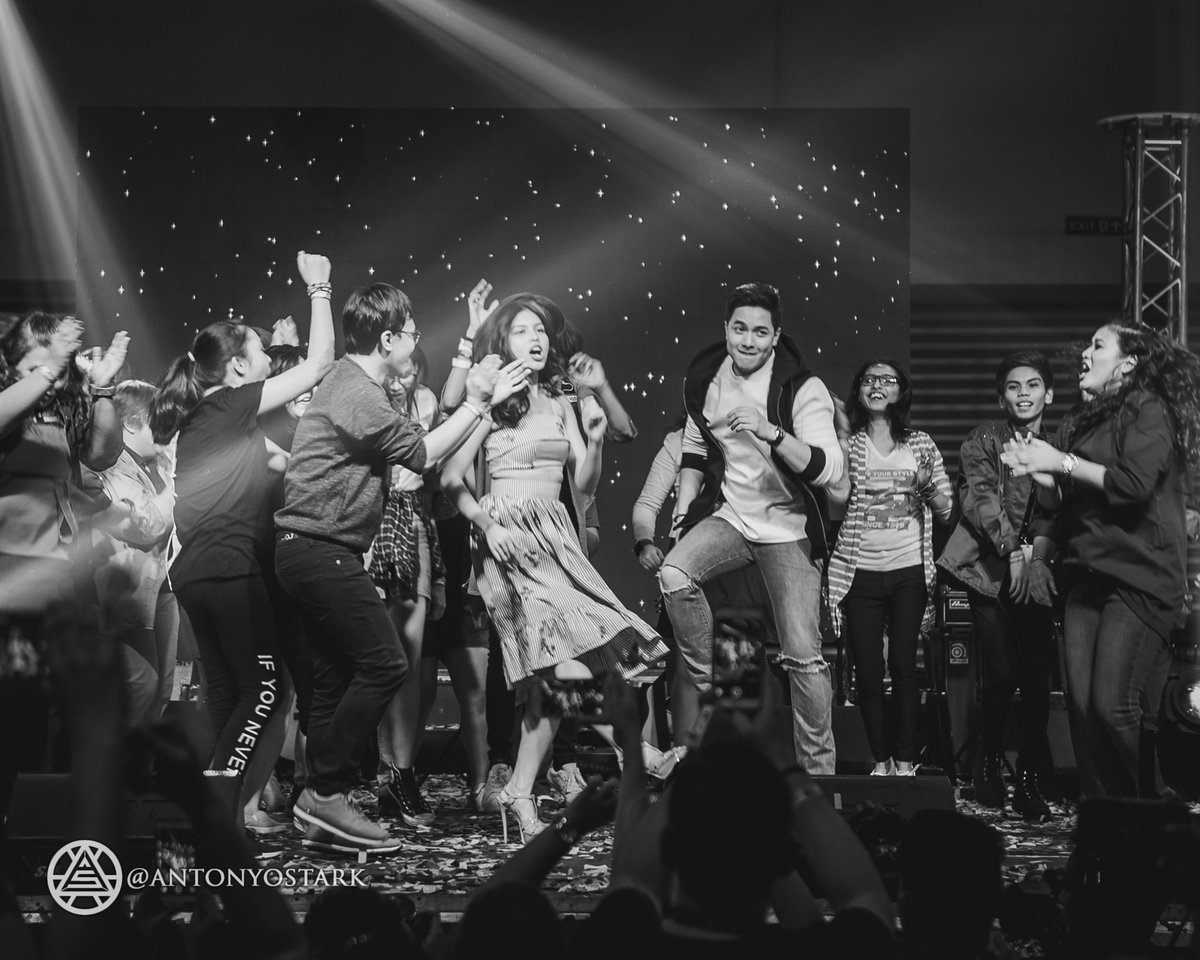 antonyostark's tweet photo. #ALDUBxADN5YearsNa 

Whatever happens, still, I know you by heart @mainedcm @aldenrichards02 ❤️

I will always be grateful and proud of everything you and the ADN Fandom  have achieved.

With love, ALDUB and proud! Cheers!!! 🥂 https://t.co/V7eHGdI70Q