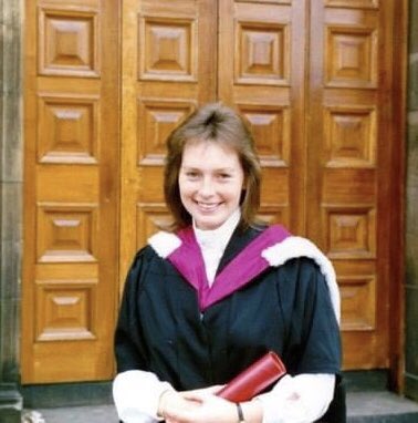 32 years... much has changed! (But some things haven’t!)Reflecting on all the people I’ve met and had the privilege to treat. I still remember many of the patients I looked after as a brand new house officer in 1988. Tho no one says any more “you’re too young to be a Dr!”