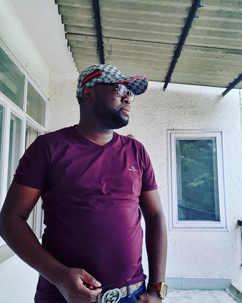 NMB le Diplomate🇨🇬 (@niangambolayvon) on Twitter photo 