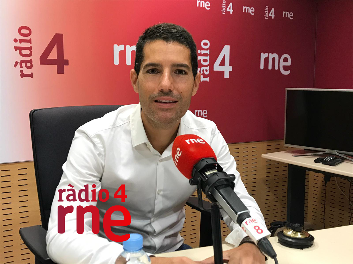 ElmatiaRadio4's tweet photo. A l'entrevista d'actualitat @RamonCastello entrevista a @Nmartinblanco diputat de @CiutadansCs al @parlamentcat

▶️ https://t.co/EEgz0FKmx2 https://t.co/X9LLTKlmje