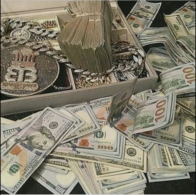 blessinggumed10's tweet photo. Invest now bitcoin MINNING invest and smile at your future #Bitcoin #Crypto #makemony https://t.co/ZRZzSjpbrR