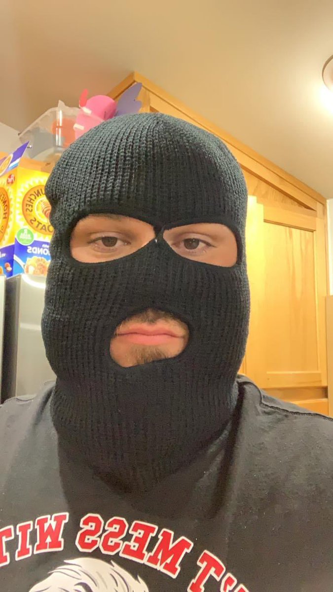 Doing my part to help out by wearing my Facemask !!! Can’t wait to try this out have to go the bank in the morning then Walmart wish me luck!! #facemask #DoYourPart #Help #WEARAMASK