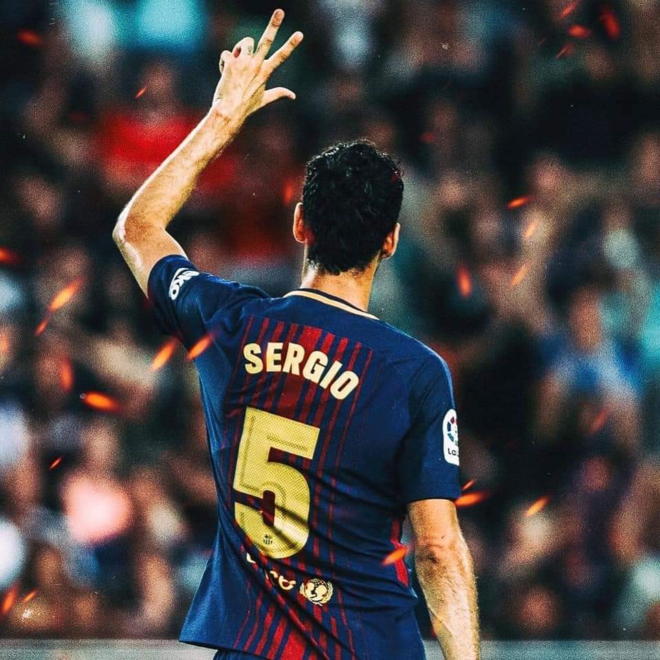 Happy 32nd birthday Sergio Busquets. Feliz Cumpleanos..        