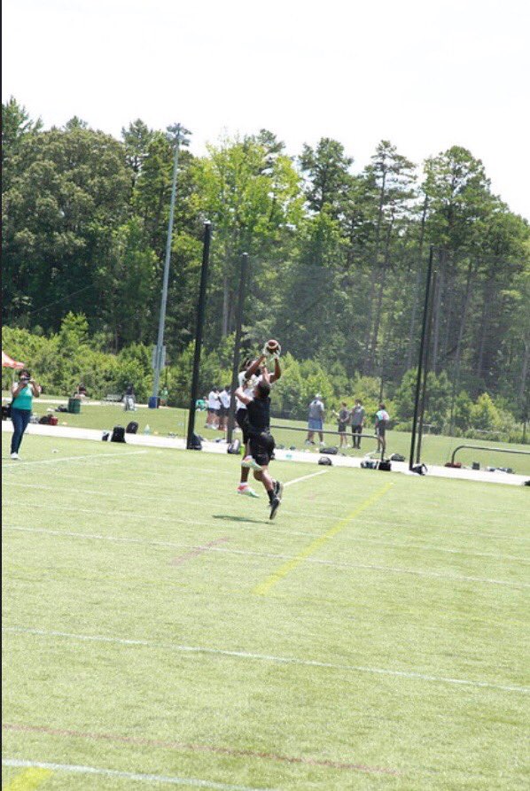 TheodorePhelp10's tweet photo. Class of 2021! Come get HIM!!! 💯💪🏾⁦@_aphelps434⁩ https://t.co/0YmqmL5Qav