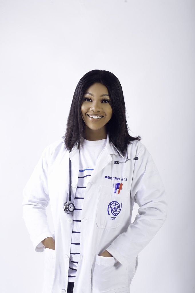 Who else thinks Tacha’s therapy session has been the best so far ?

There was an immediate connection between the Dr and the Dr 😅😄

#1DayToHouseOfTacha 
#FocusOnTacha
