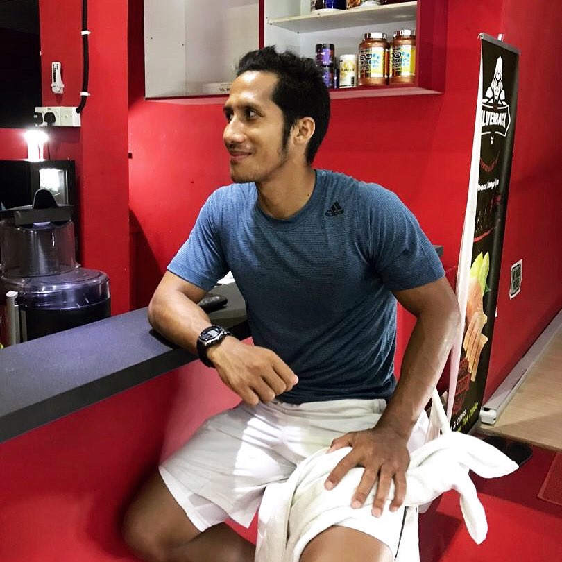 jidin236's tweet photo. “🥤Abam mcm biasa ye 😎” @silvertbacktroops #keepfit #keephealty #gymlife https://t.co/hyASxLWN22