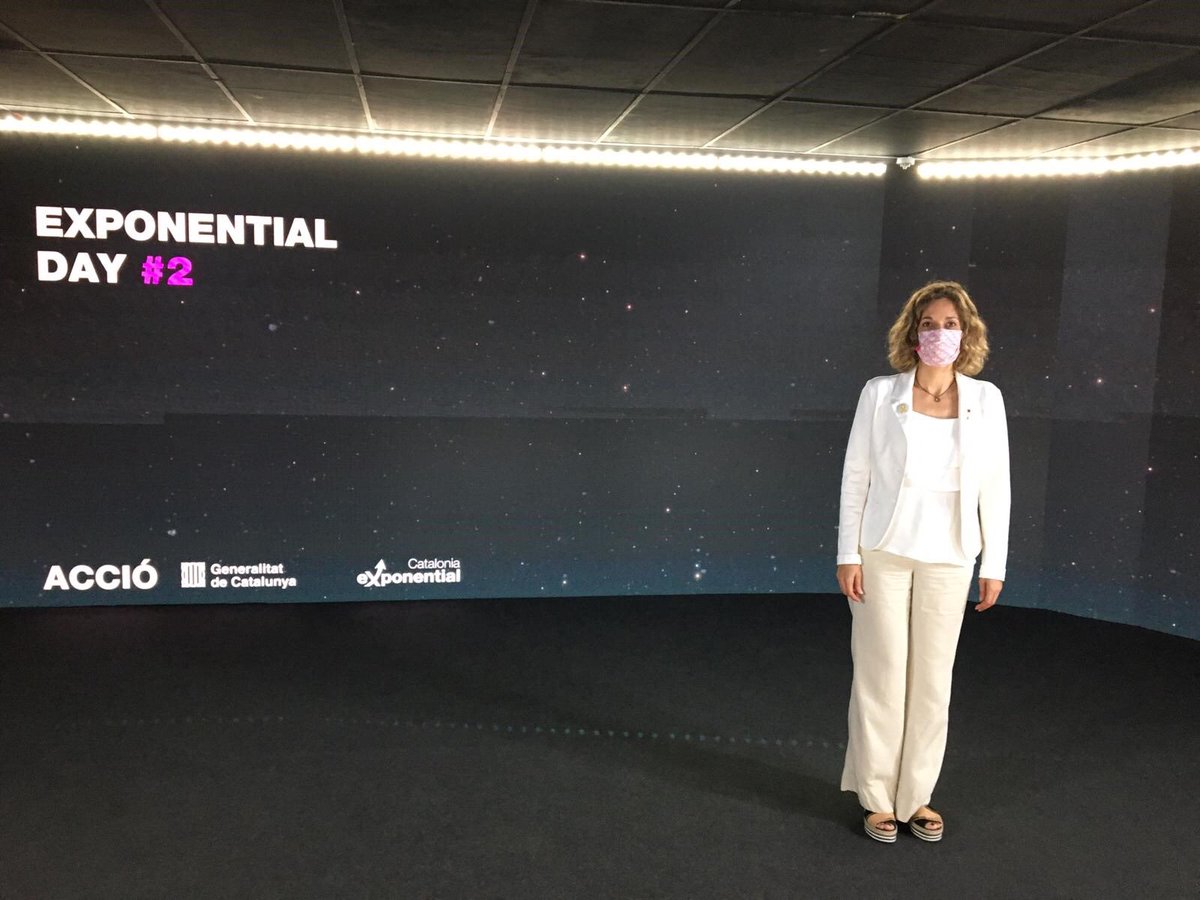 empresacat's tweet photo. 📝 #Consellera @angelschacon: "Activem nous ajuts ràpids i àgils per impulsar la competitivitat de fins a 600 pimes catalanes arran de la #COVID19"
#BetterThanMoving #ExponentialDay2 @accio_cat
➡️ https://t.co/MWcnaCbsSt https://t.co/WZACPwZRKF