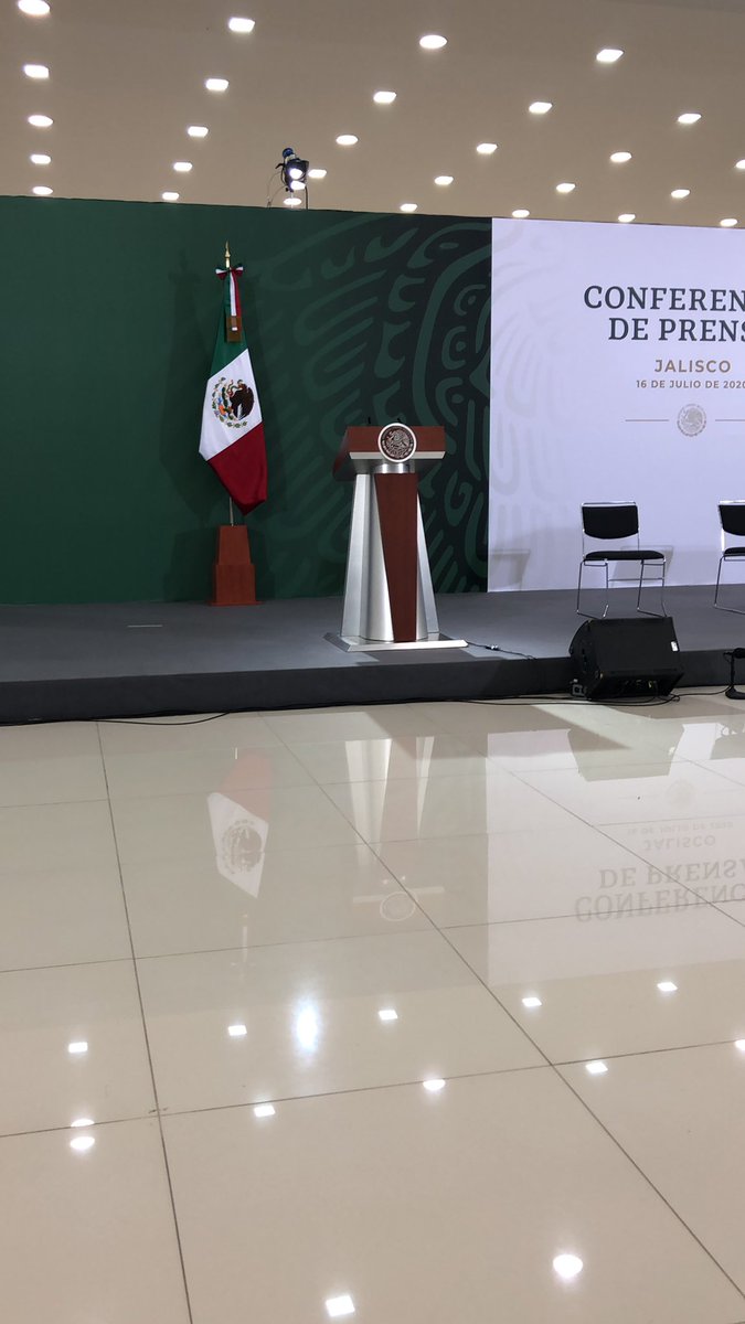 juncalssolano's tweet image. En primera fila 🙋🏽‍♀️