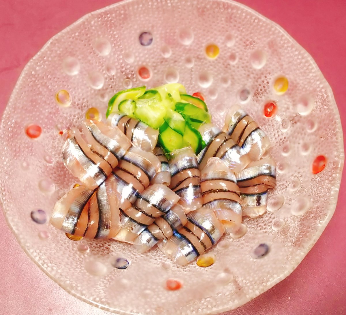 川ノ上 聡 鹿児島といえば きびなご 刺身で酢味噌で食べます ちなみに僕は苦手です 笑