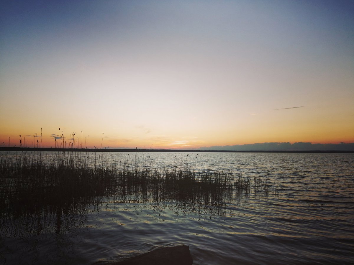 Ass_Hoseoka's tweet photo. я буду с тобой, даже если небо упадёт на землю.

#SkyForNamjoon https://t.co/AXpFCtGDCC