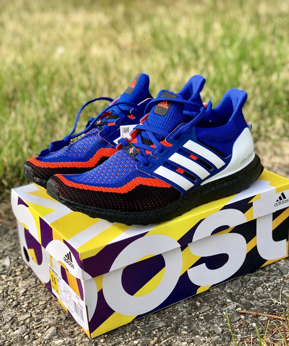 ultra boost 2.0 collegiate royal