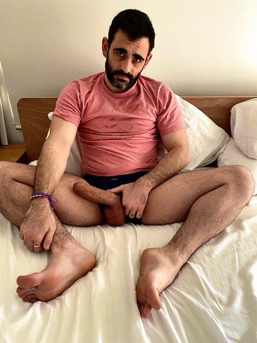 Lazy day... What we everyone up to?  I&rsquo;m back in lcodown but my dick just wants to get out. When this