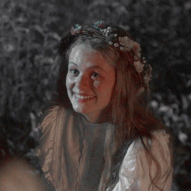 Ruby is Aphrodite, the goddess associated with love, beauty, pleasure, passion and procreation.   #renewannewithane