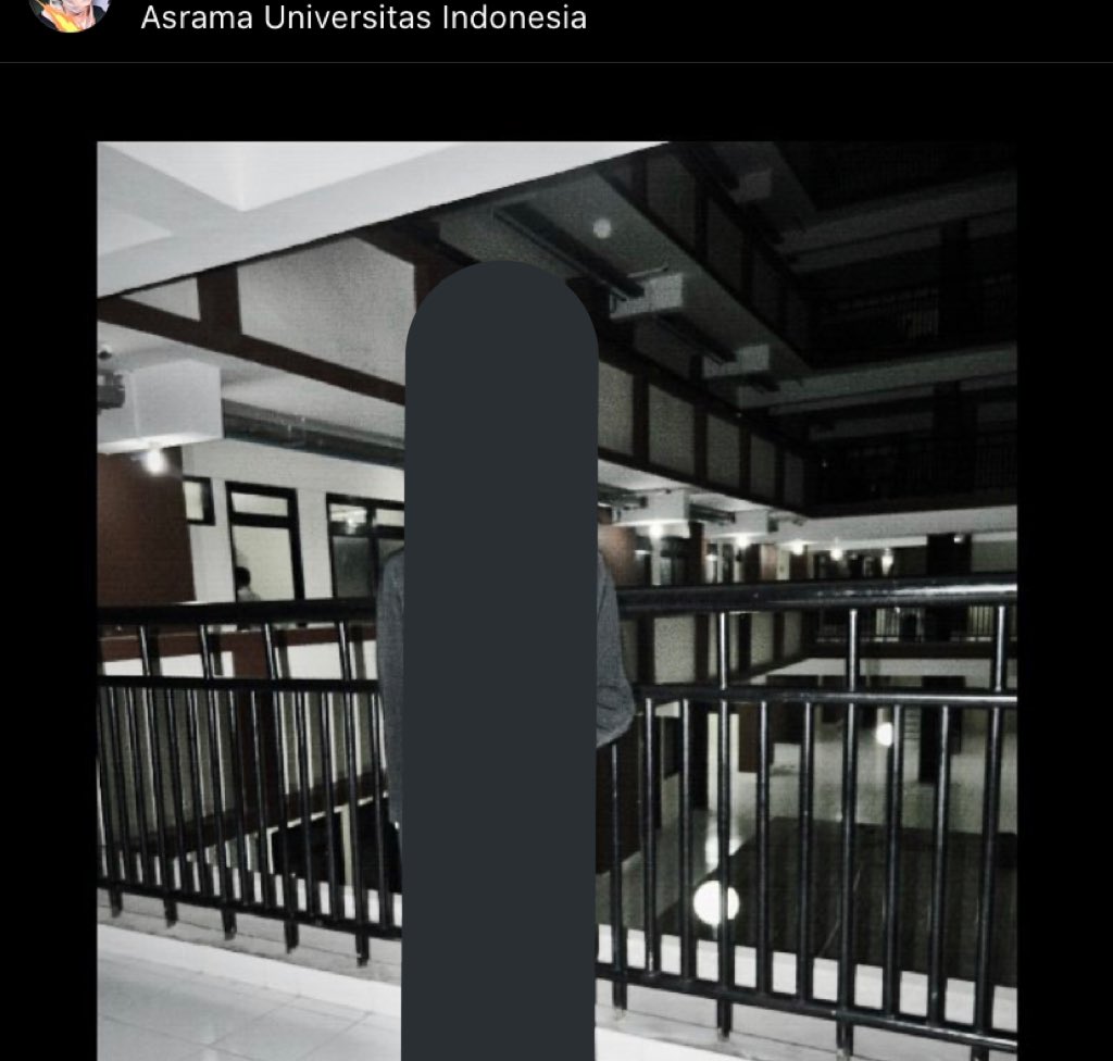 watashi_tan's tweet photo. “Didatengin sosok yang mirip korban meninggal di danau UI”

                    — A Thread — https://t.co/oZRLWBv4xU