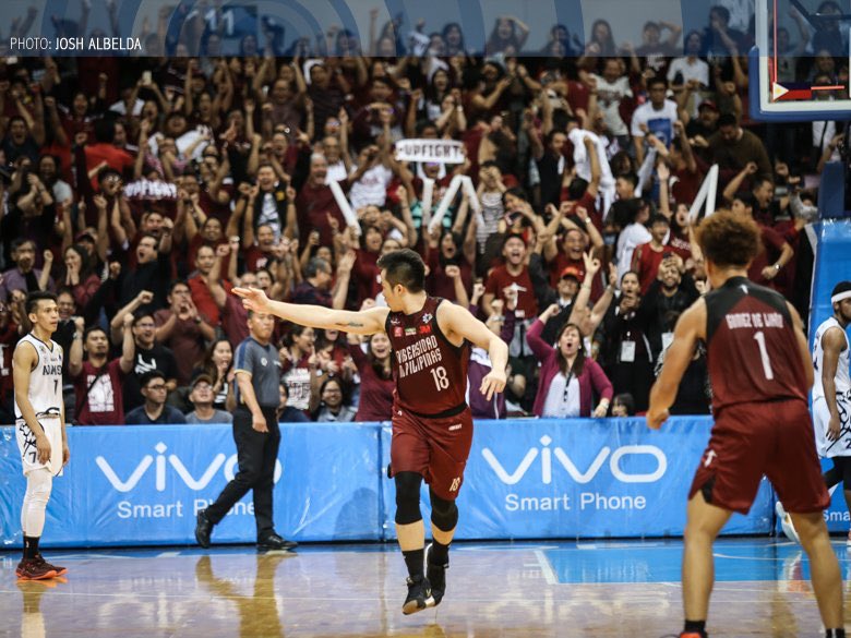MigsGomez's tweet photo. Here's to inspiring the Filipino sports fan. Maraming maraming salamat, @abscbnsports. ❤️💚💙

📸: Josh Albelda &amp; Arvin Lim https://t.co/ETq3Hr2OfO