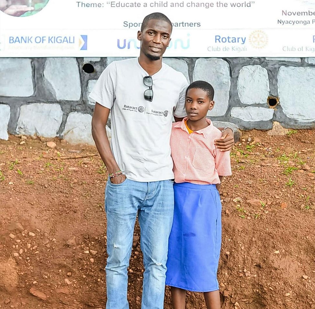 Amirnsamo23's tweet photo. Changing lives oriented. #RCKCThrowbackThursday #NyacyongaPhase2 https://t.co/LGHzEkR7OT
