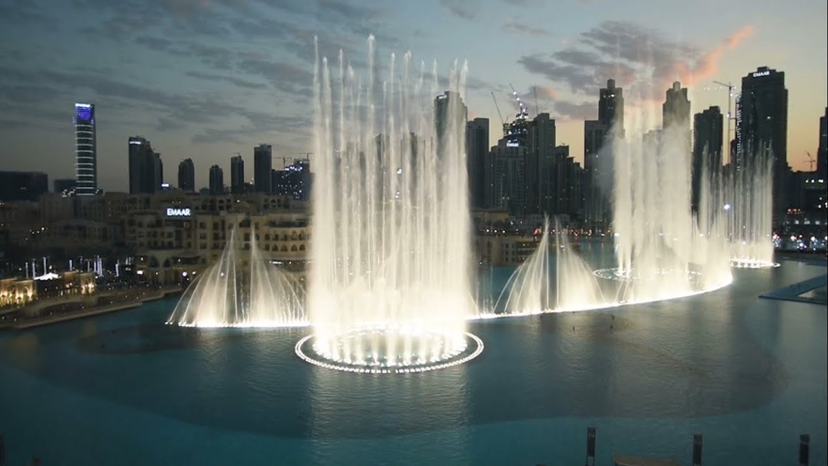 Also in 2018, EXO became the first group to have their song played at Dubai Fountain. ‘Power’ became the first ever Kpop song to be played at the world’s tallest and largest fountain, paving the way for other Kpop songs to be played there.