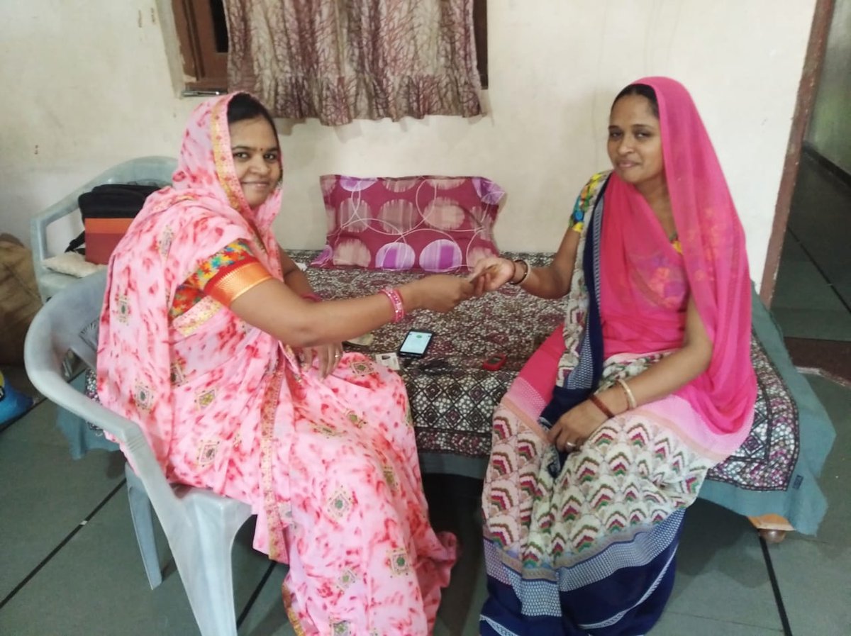 HardikZ77199853's tweet photo. Celebrating CSC Diwas 
SHG Vle given Digipay Service to Villagers and also helped to students for withdraw their Scholarship. 
#CSCGrameenEStoreDiwas
@CSCSPMVISHAL @CSCGujarat @sengupta_jazan @dintya15 https://t.co/FDTryEP51O