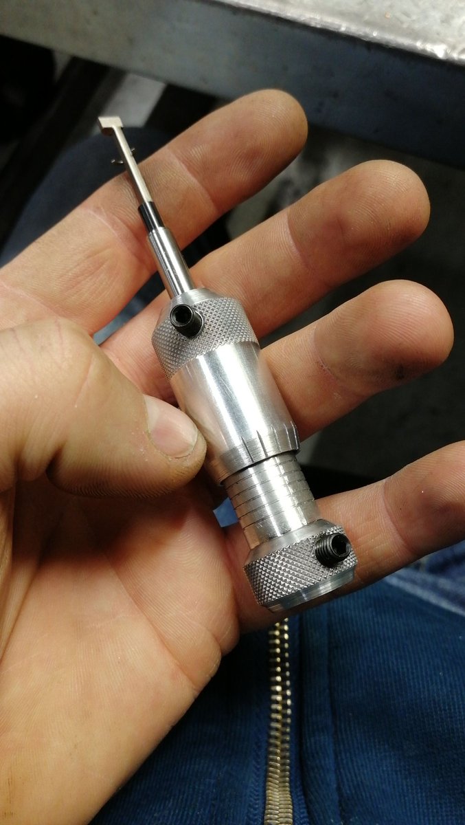 JaakkoFagerlund's tweet photo. Made a prototype Abloy Classic pick, now gauging peoples interest to see how many should I make. Estimated cost for the tool is 300 EUR. #abloy #picktool #lockpicking #locksport https://t.co/k4ZwTfQcc4