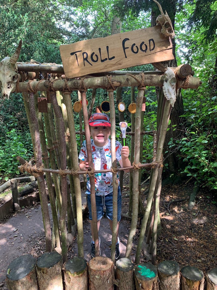 briggs_stef's tweet photo. Harry took @MissStead3 on their first adventure to @AudleyEndMR! @WhiteCourtScho1 https://t.co/6jUA8clssd