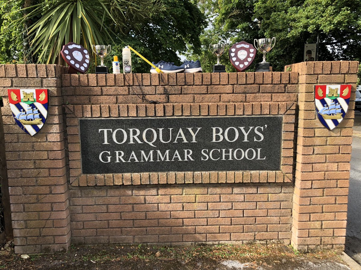 TBGS_PhysEd's tweet photo. Right everybody - we’re under starter’s orders ............. we are ready, but are you? Be the best that you can be @TorquayBoysGS @TBGS_PhysEd. #audesapere #daretobe #VSD2020 #DBPsFinale https://t.co/p7WNaLiQZ1