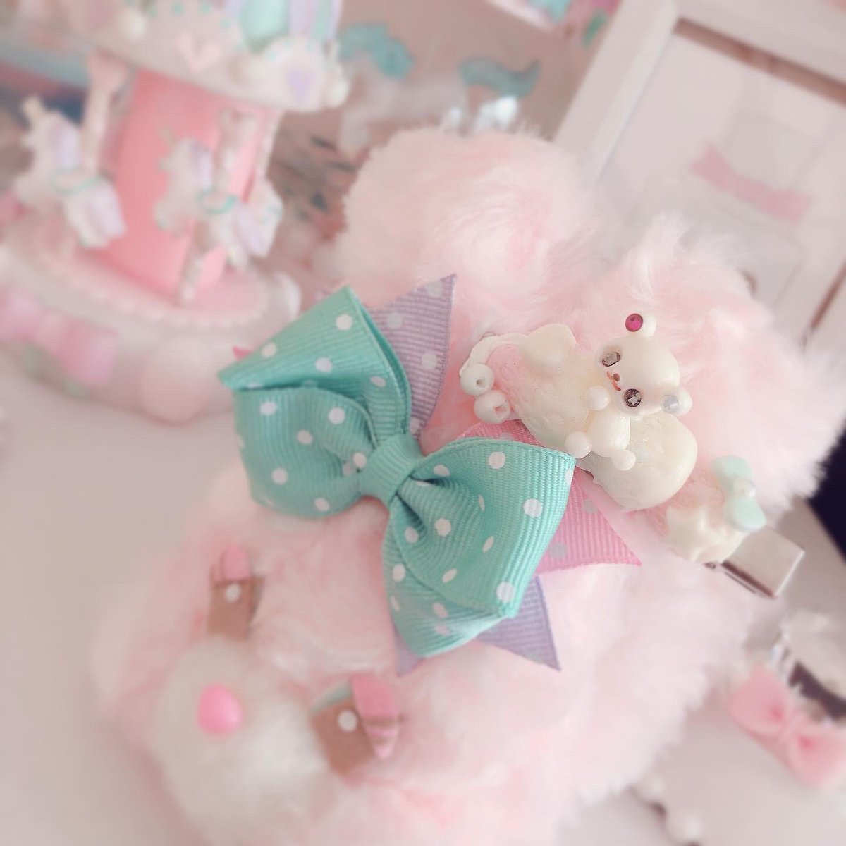naaaaa_a's tweet photo. #原宿アルタ 2F
Kawaii☆Stars

#くまたん　の
#ヘアアクセサリー

前回よりきらきら
#スワロフスキー
増えました🍓

 #カワスタ
#kawaiistars
7月16日〜7月22日
#Sweetsaccessories
#Bearaccessories
#fakesweets 
#sweets
#pastel
#pastelcolors https://t.co/l9Mq796ZgU