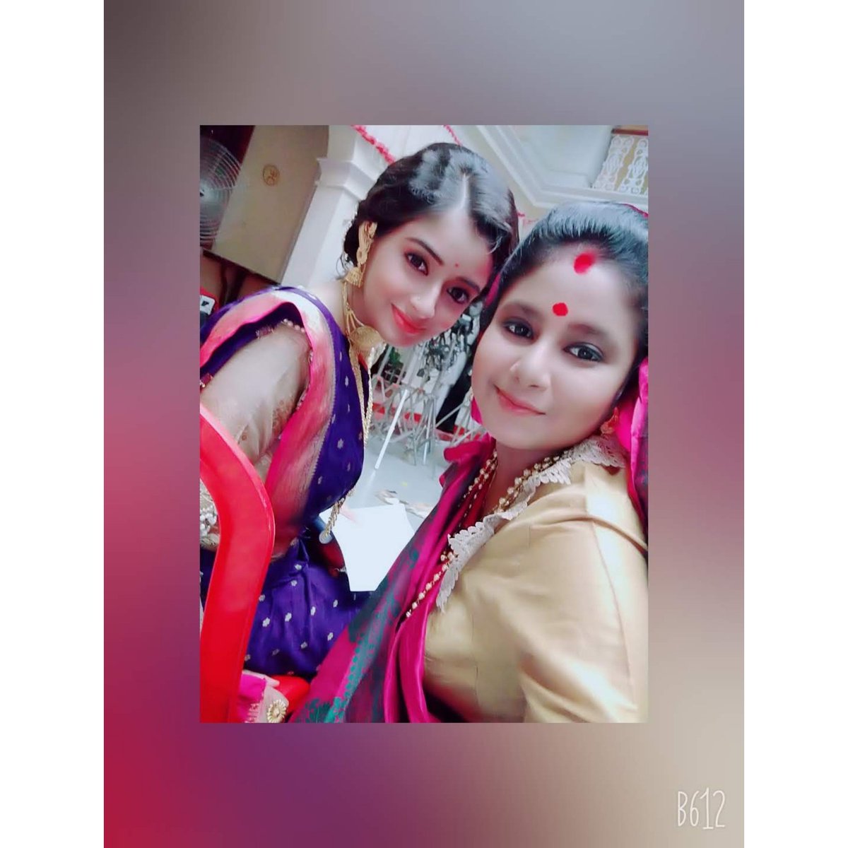 Eshu23317868's tweet photo. 💫Through back🌻
💥Netaji sireal_shoot ✨
#zeebangla #tollywoodactress #Tollyoowd #sireal #Netaji #netajizeebangla https://t.co/vEYf55FGX5