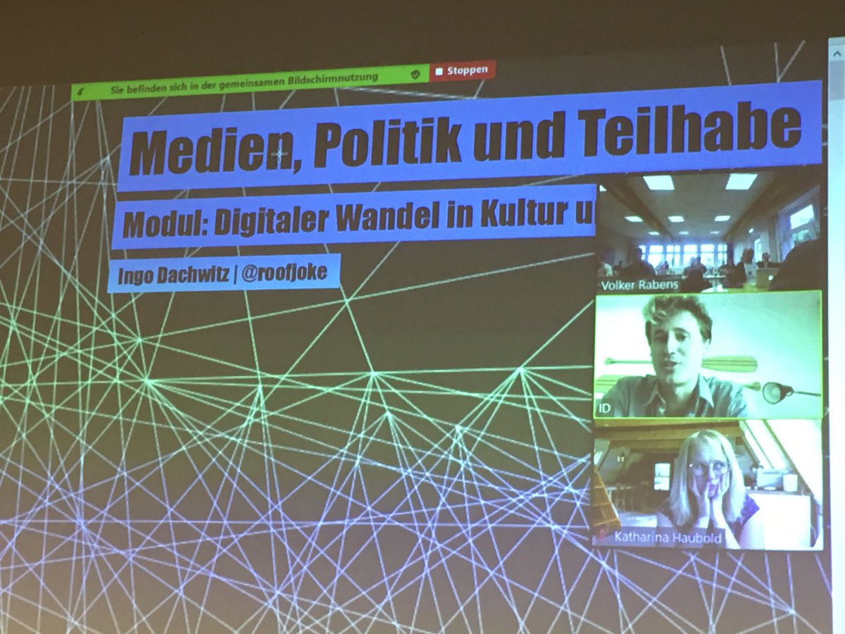 tobiasfaix's tweet photo. Tag zwei im Modul 8 unserer Transformationsstudien startet mit zehn spannenden und herausfordernden Thesen zur Digitalisierung in der Zivilgesellschaft mit @roofjoke von @netzpolitik_org
#transformationsstudien #master #digitalisierung #cvjmhochschule https://t.co/iH8milecaW
