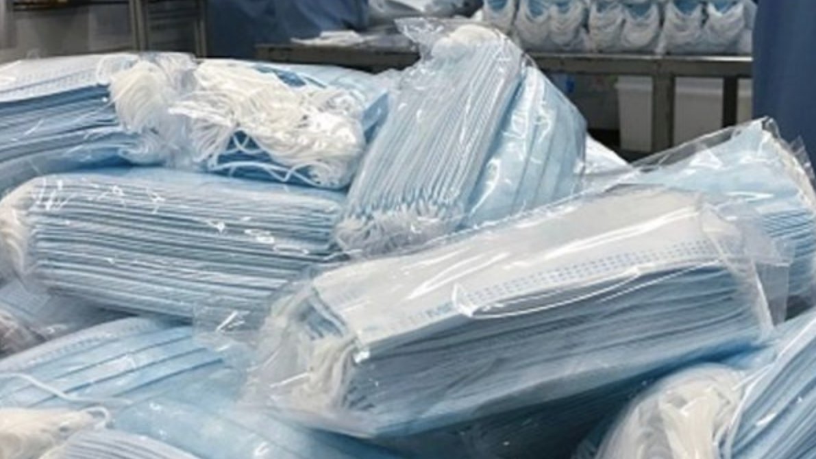 The sorting has begun! With new measures at mandating mask wearing for hospital visitors, we are delighted to conclude our #KitTheHeroes PPE mission with a face mask delivery to both adult and children's care facilities. 😷 🚛