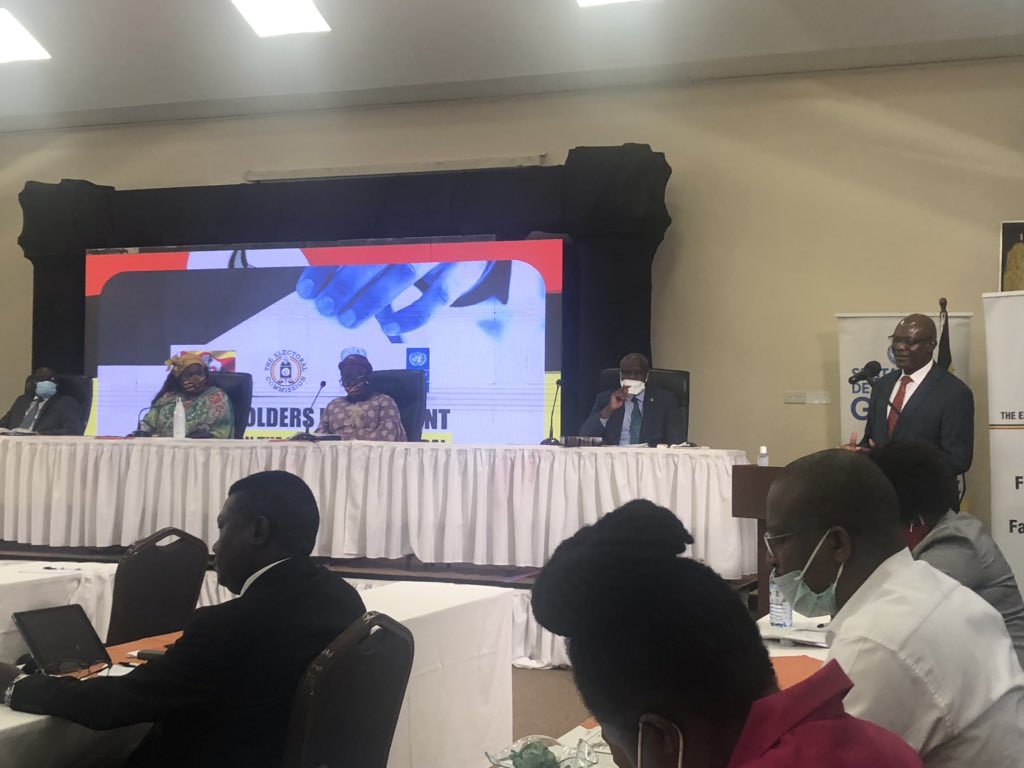 UgandaEC's tweet photo. We are going to do a lot of publicity campaigns to remind everyone that COVID-19 is still around. Candidates will be encouraged to use electronic media to prevent spread of the Coronavirus. EC working with @MinofHealthUG on management of posters which could spread COVID19 https://t.co/qnpq4Wu3Zf