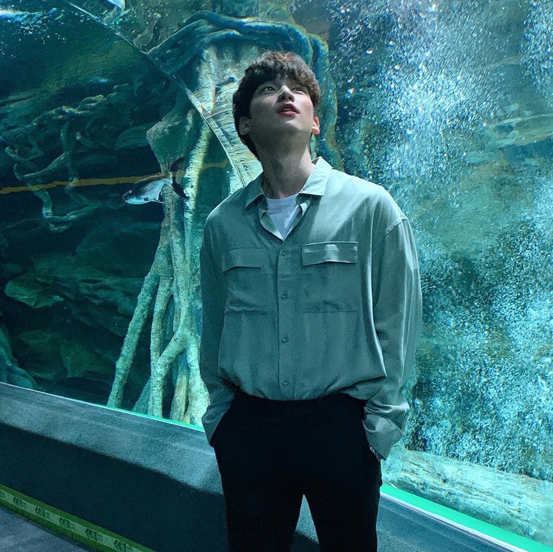 FORMYSTAR0524's tweet photo. 20200716 인스타그램 
©️hsh0705
@HSangHyuk 

오늘 공개되는 #가두리횟집 마지막회🐠
아쉽지만ㅠㅠ 아쉬운만큼 끝까지 많이 사랑해주세요!!
#우빈이 #안녕 #그동안 #감사했습니다
koktv_official 👋

#VIXX #빅스 #HYUK #혁 #한상혁 https://t.co/UPFi3wFy8r