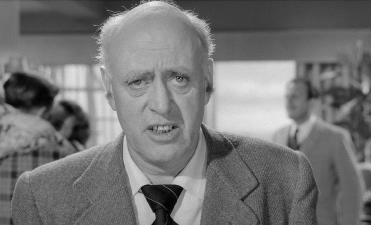 oscarmoviebuff's tweet photo. SCHOOL FOR SCOUNDRELS
Dir: Hal E. Chester, Robert Hamer, Cyril Frankel
Year: 1960
🇬🇧
#SchoolforScoundrels #HalEChester #RobertHamer #CyrilFrankel #IanCarmichael #TerryThomas #JanetteScott #AlastairSim https://t.co/9g2PJHLXNv