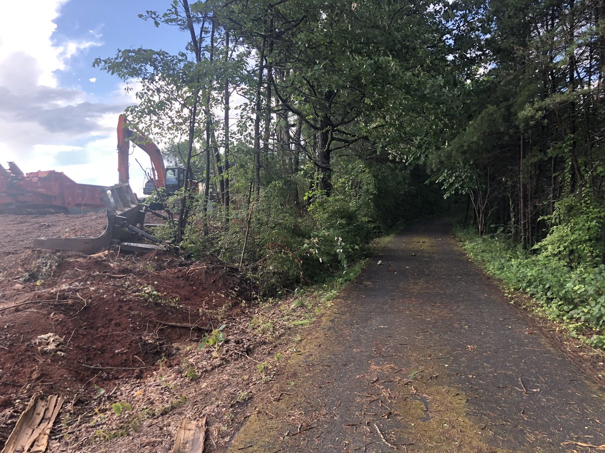 1212Marilyn's tweet photo. The destruction continues. In a teeny, tiny rural neighborhood. Imagine a quiet place with wetland forest, a healthy ecosystem and home to wildlife. Now imagine this. Who does this? Chris Eller. Chris Day. Their cronies. Shameful. Adding 1,000 people here is scary. And wrong. https://t.co/JSwRF0I1dC