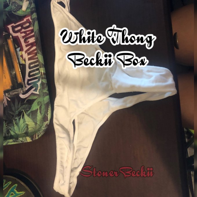 Beckii Box: White Thong by @BeckiiMama https://t.co/sXMcdafi0N Find it on #ManyVids! https://t.co/DF<a class="tags" href="/tag/beckiimama">@beckiimama</a><a href="/tag/manyvids"class="tags"><span>#manyvids</span></a>