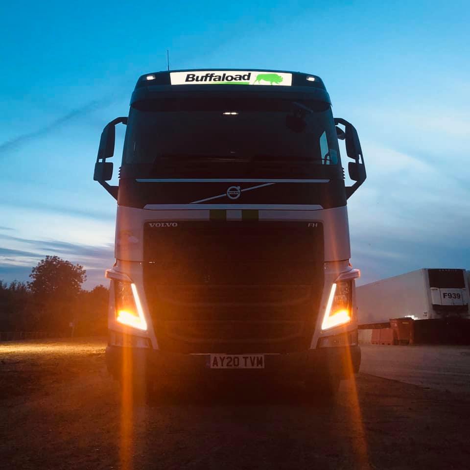 Buffaloadlogist's tweet photo. Sunset or sunrise, our beautiful low emissions trucks do their work to move food to UK supermarkets.
#GreenEnergy #sustainableColdChain #SoQuiet https://t.co/wwyq6vCB8l
