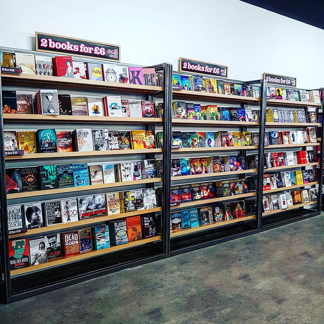 hmvVault's tweet photo. 🚨 CALLING ALL BOOKWORMS! 🚨 We know you love a good page turner, so we've put together a display of all of the amazing new additions to our 2 for £6 book range so you can find them all in one place! Why not come down and have a browse today?
#book #books #2for6 #bookworm https://t.co/jqe8w1hlpg