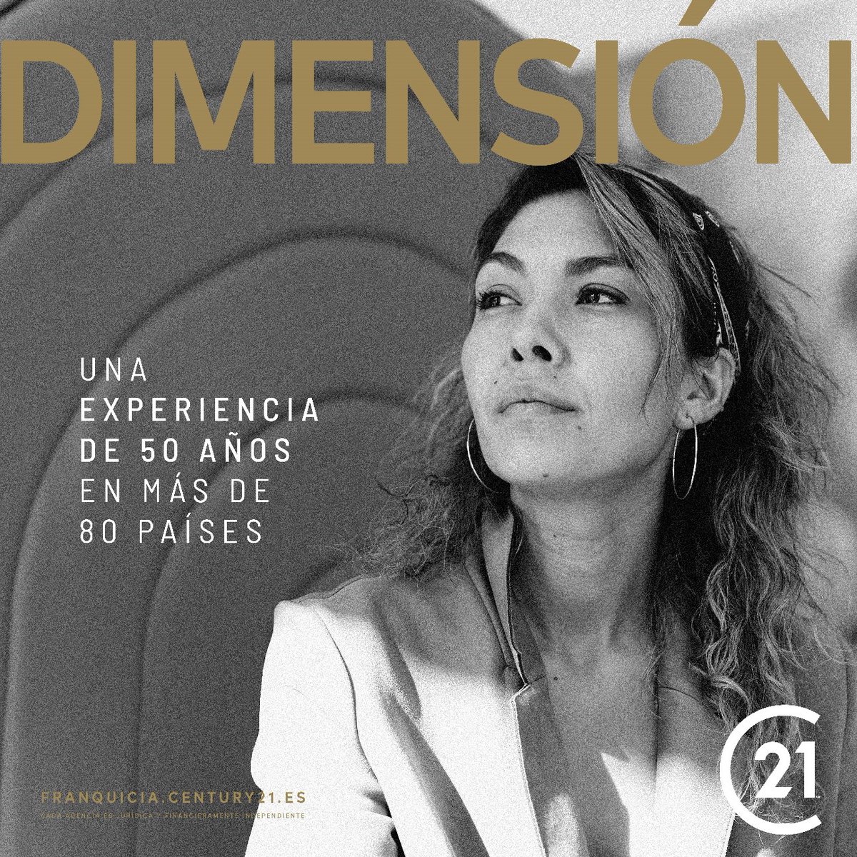 C21Espana's tweet image. Fundada en 1971, tenemos más de 10.000 agencias en 88 países, con más de 130.000 agentes. Tenemos la ambición del líder, siempre con el objetivo de conseguir los mejores profesionales del mercado: franchising.century21.es

#CENTURY21 #LoHacemosTodoPorTi #PorTuCasa #YoSoyC21