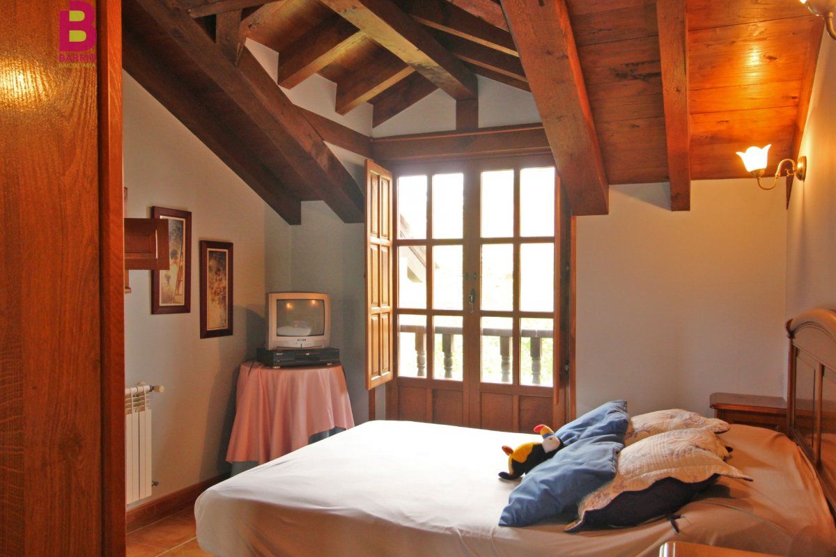 ibarrio's tweet photo. #Casa a la #venta en #Tagle, #Cantabria
Precio: 350.000€

Superficie: 250m2
Terreno: 465m2

5🛏3🛁
Garaje+Porche+Chimenea

#InmobiliariaBarrio #Inmobarrio
☎️942 844 145

https://t.co/KI1l4r6syj

#Suances #Santander #Realestate #BienesRaices #Casas https://t.co/thnjkGaZUf