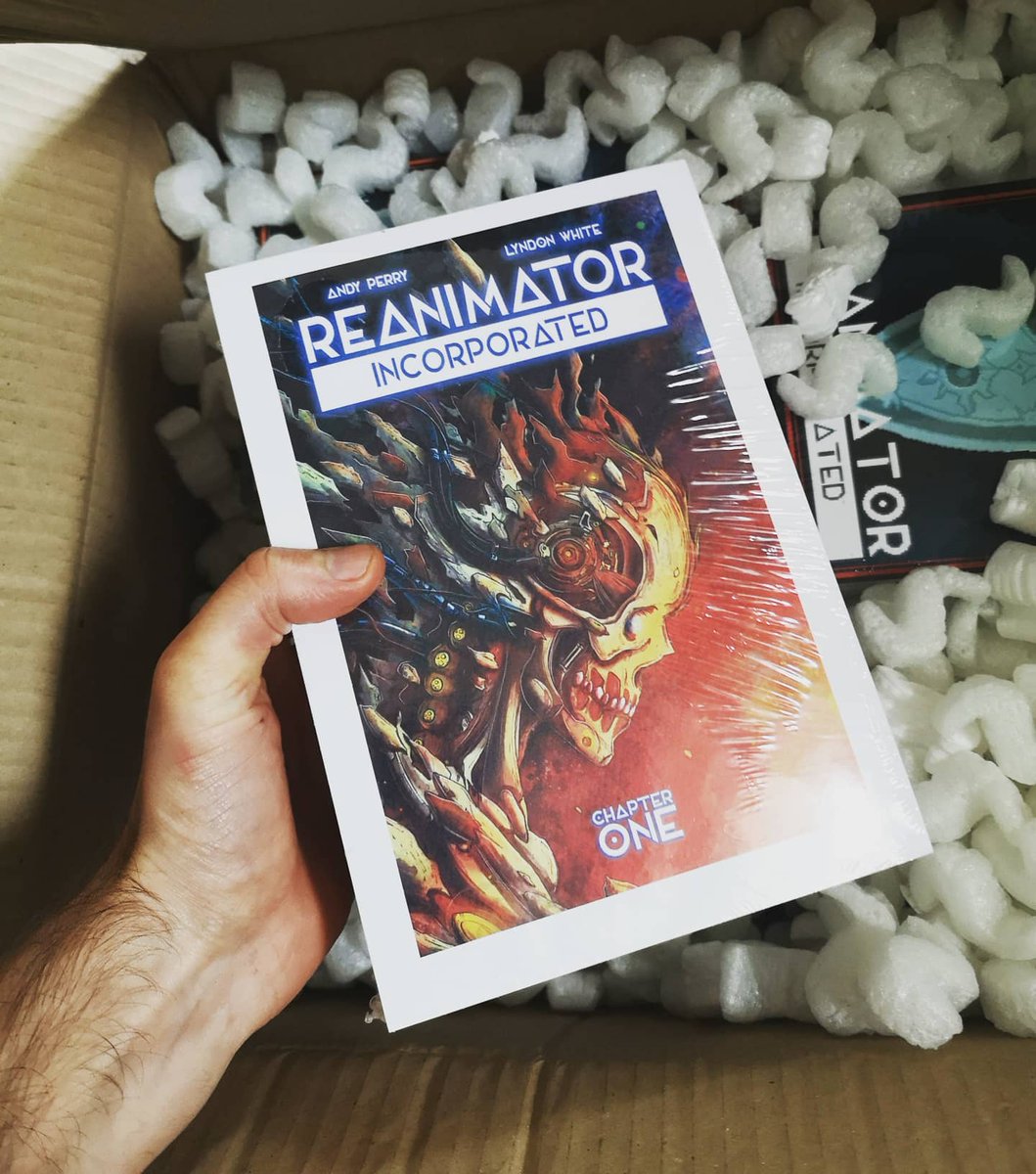 lyndondraws's tweet photo. We have prints and bookplates. @ripedigital have done an awesome job.

@Quaktion @commander_mac #comics #books #horror #printing #paper #art #skull #Kickstarter #creatorowned https://t.co/nsOkzsnJfJ
