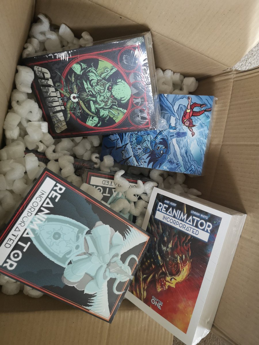 lyndondraws's tweet photo. We have prints and bookplates. @ripedigital have done an awesome job.

@Quaktion @commander_mac #comics #books #horror #printing #paper #art #skull #Kickstarter #creatorowned https://t.co/nsOkzsnJfJ