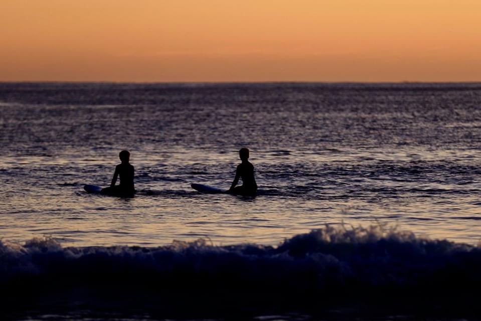 srobson's tweet photo. A great start to a Thursday with the Year 4&amp;5 surfers @SAACSPORT https://t.co/KuEwAF5JQl