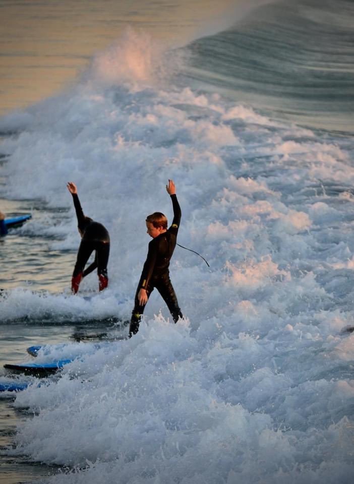 srobson's tweet photo. A great start to a Thursday with the Year 4&amp;5 surfers @SAACSPORT https://t.co/KuEwAF5JQl