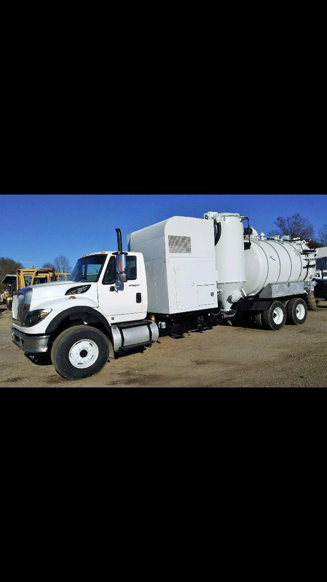 BruceEquipment's tweet photo. 2009 INTERNATIONAL WORKSTAR 7600 VAC TRUCK
PRICE: $128,500
S/N:: 1HTWYAHT39J131618
Location: Spartanburg,SC
-10,470 hrs
-Mileage: 224,120
-Vac Tank-Guzzler Manufacturing Very Nice Condition
-Cummins Engine
#bruceequipment https://t.co/dPQI6qW7sh