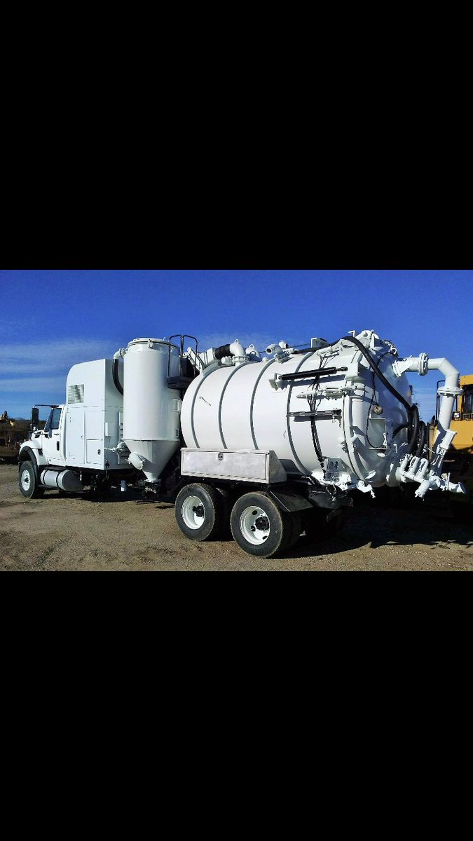 BruceEquipment's tweet photo. 2009 INTERNATIONAL WORKSTAR 7600 VAC TRUCK
PRICE: $128,500
S/N:: 1HTWYAHT39J131618
Location: Spartanburg,SC
-10,470 hrs
-Mileage: 224,120
-Vac Tank-Guzzler Manufacturing Very Nice Condition
-Cummins Engine
#bruceequipment https://t.co/dPQI6qW7sh