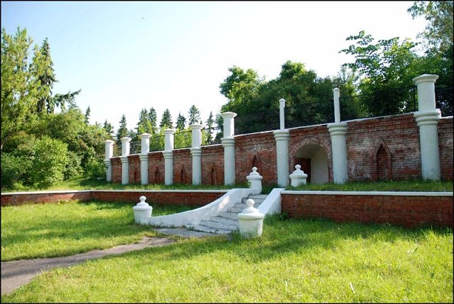 uldosug's tweet photo. Ульяновский областной краеведческий музей им. И.А. Гончарова приглашает 17 июля в 13.00 на онлайн-лекцию из цикла «Исчезнувших усадеб были...» о бывшей усадьбе дворян Языковых в селе Языково ...
Источник: https://t.co/bjYjmraQ8n 
.#афиша73 #ульяновск .#краеведческий73 https://t.co/sj1xgD8qWg