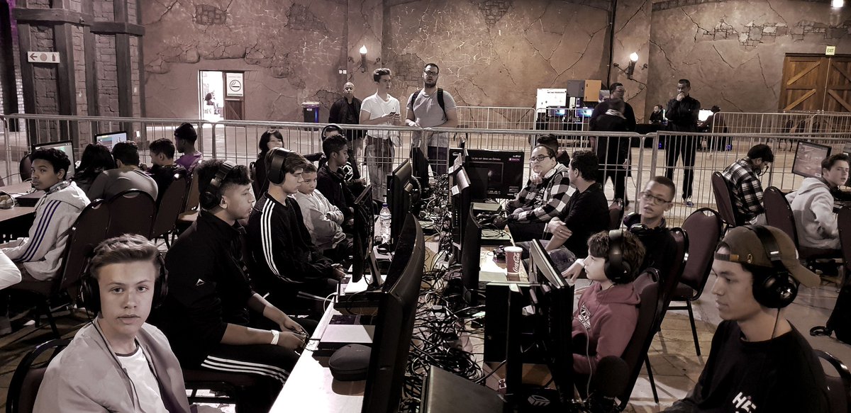 AfricanGaming's tweet photo. 🎇 It's #ThrowbackThursday and we're thinking about that weekend in September 2018 when we hosted SA's first custom lobby LAN for #Fortnite at #Afresports.

✅ Good times right?

#SAesports #EsportsZA #esports #SAgaming #GamingZA #AfricanEsports #FortniteZA https://t.co/qBYHFEMdPN